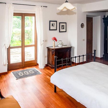 La Mela Rosa Bed & Breakfast Amandola Eksteriør billede